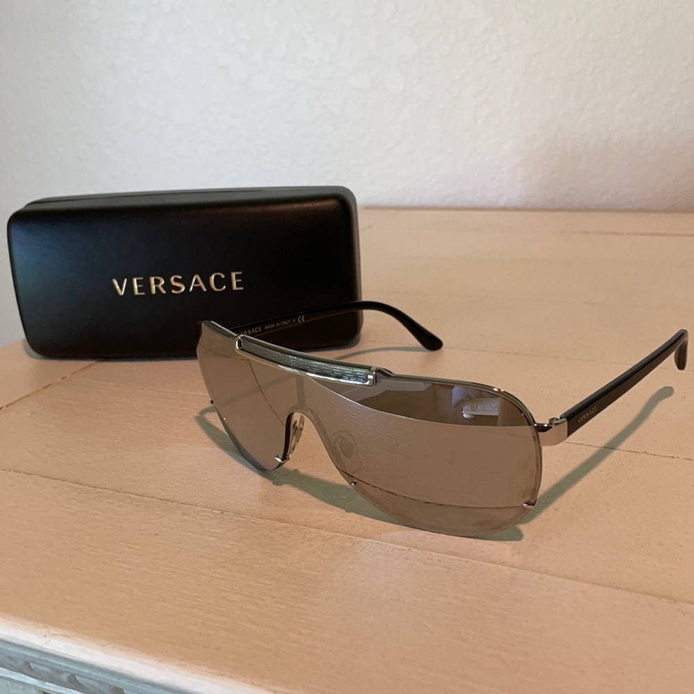 VERSACE mirrored silver lens sunglasses UNISEX